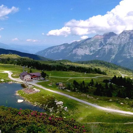 Rifugio Viviani Pradalago Madonna di Campiglio Exterior photo